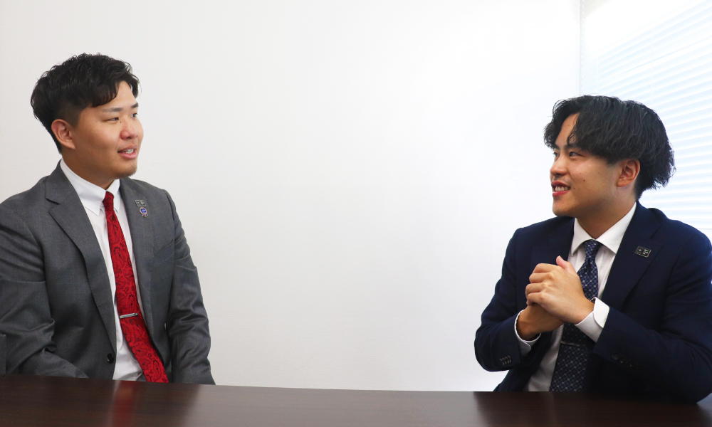 ME Groupの働きやすさについて話す不動産営業のお二人